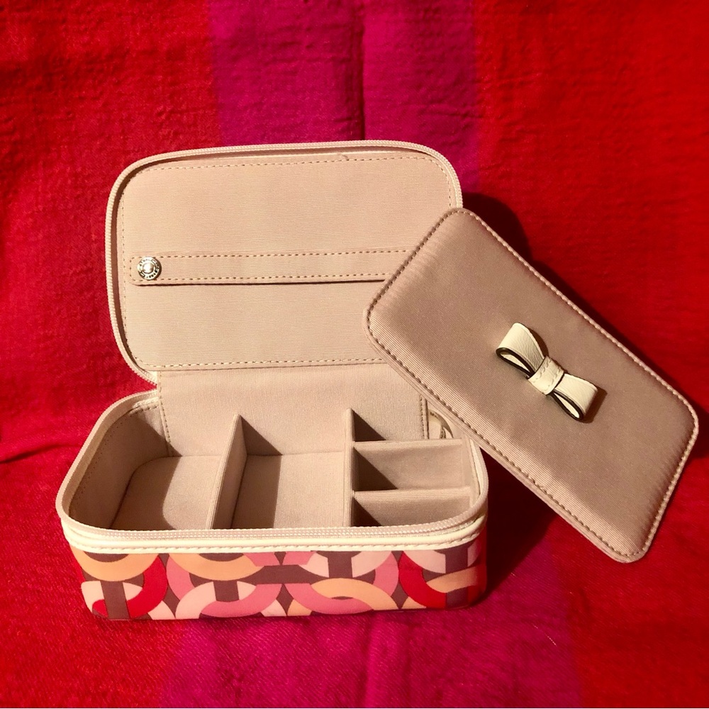 ❌SOLD❌Coach Kristin Chain Link Print Jewelry Box